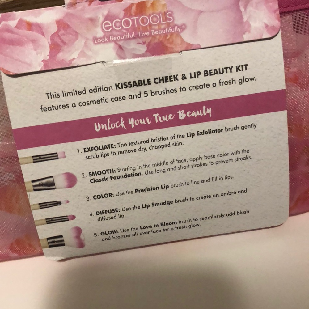 Ecotools makeup brushes - Picture 3 of 3
